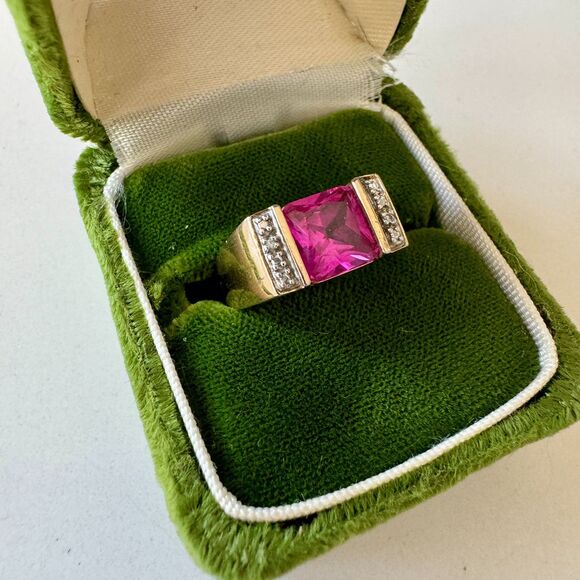 Vintage Gold Ring with Pink Stone size 5.5 - Picture 8 of 8